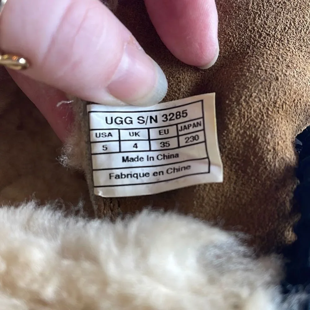 UGG Australia Girls Sheepskin Winter Boots Leather S/N 3285 Brown Size 5